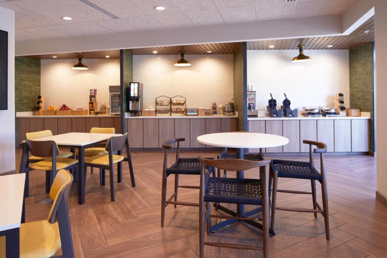 Fairfield By Marriott Inn & Suites Palmdale West Eksteriør billede